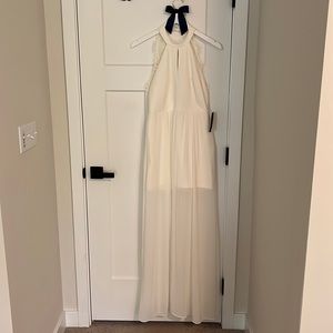 BRAND NEW with tags Lulu’s Size Large White Dress